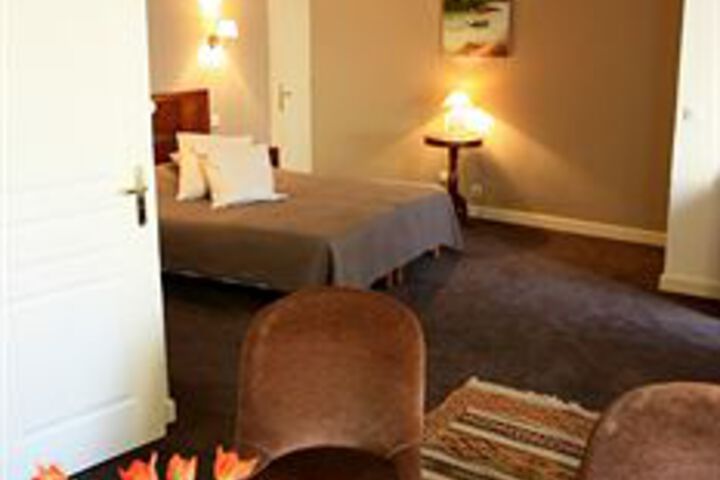 Room 15 of 46