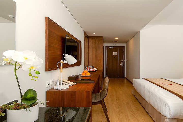 Room 11 of 68
