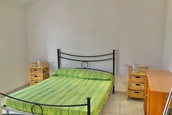 Room 14 of 50