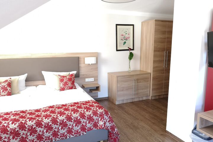 Room 115 of 145