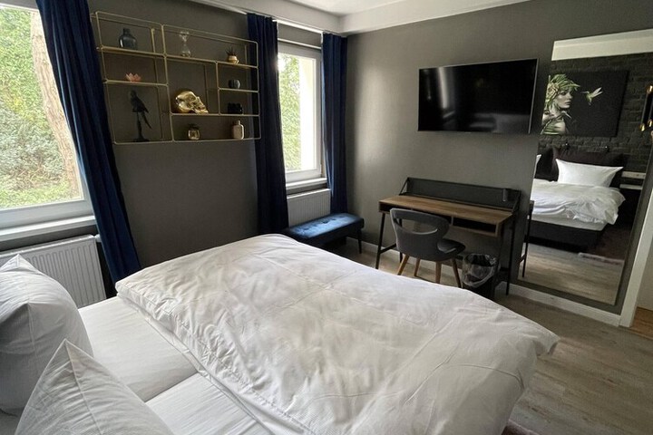 Room 17 of 63
