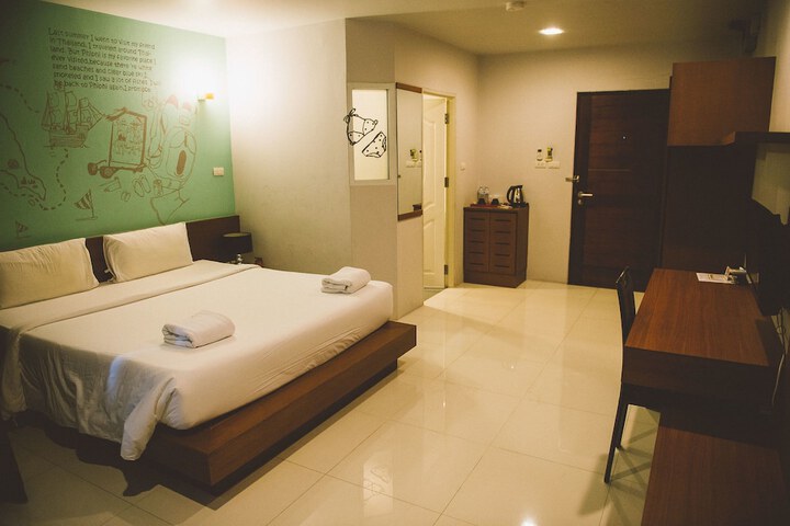 Room 10 of 41
