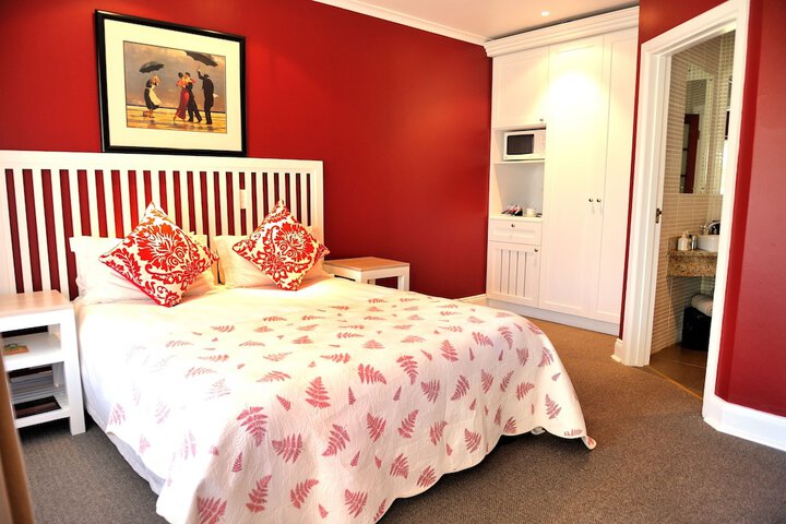 Room 11 of 46