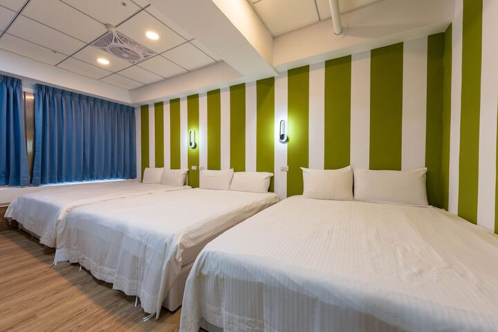 Room 14 of 31