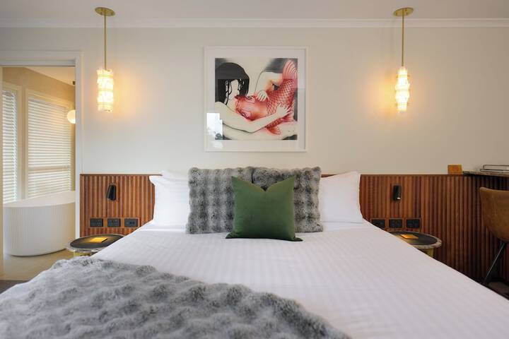 Room 20 of 98