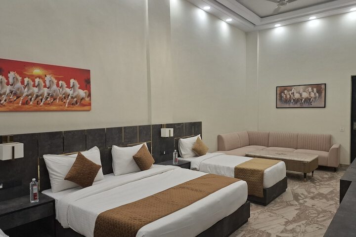 Room 21 of 47