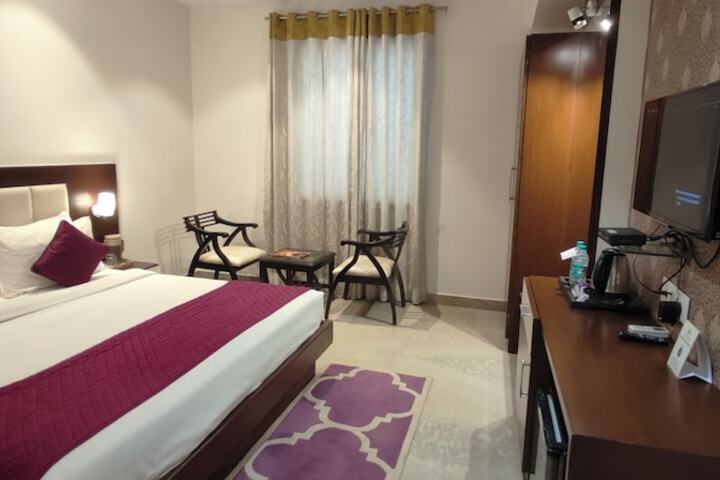 Room 19 of 54