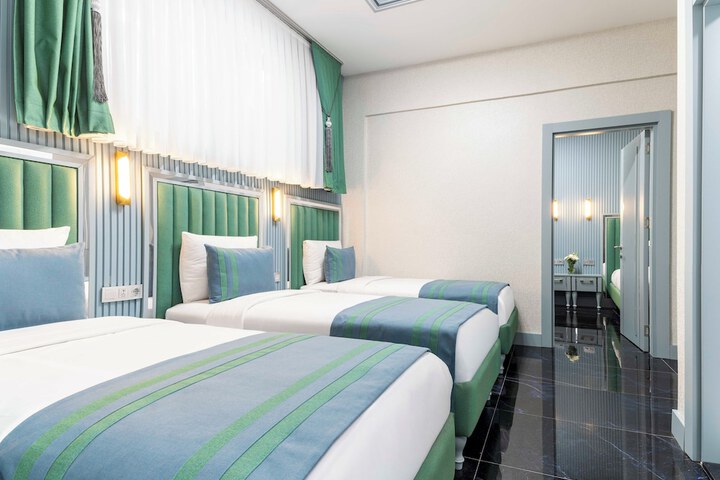 Room 20 of 107