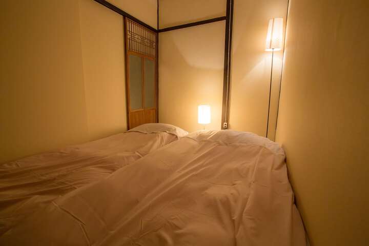 Room 5 of 26