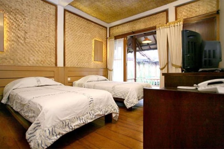 Room 16 of 54