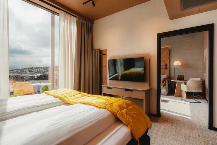 Room 21 of 89