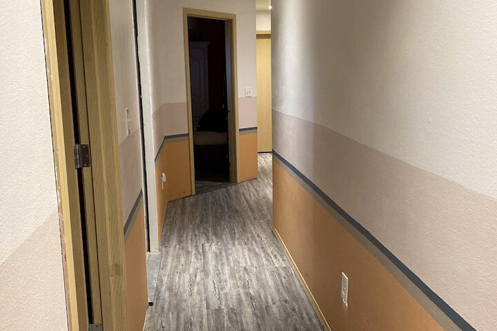 Ballroom/Hall 18 of 31