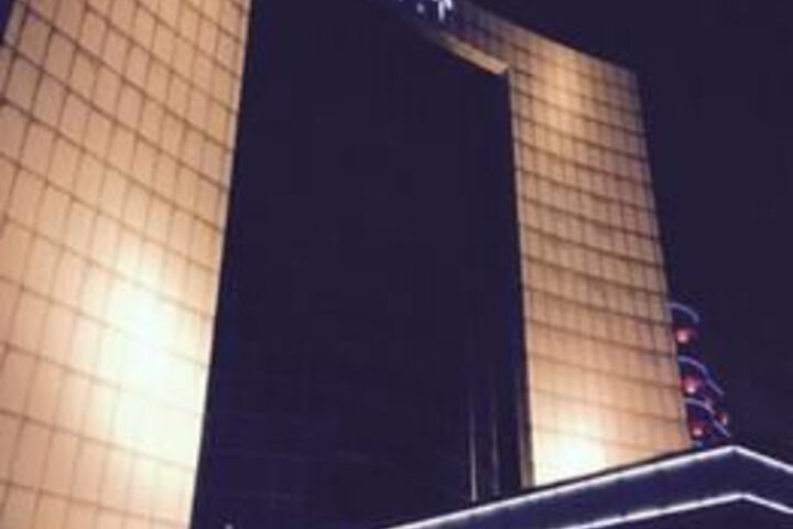 Hotel 9 of 115