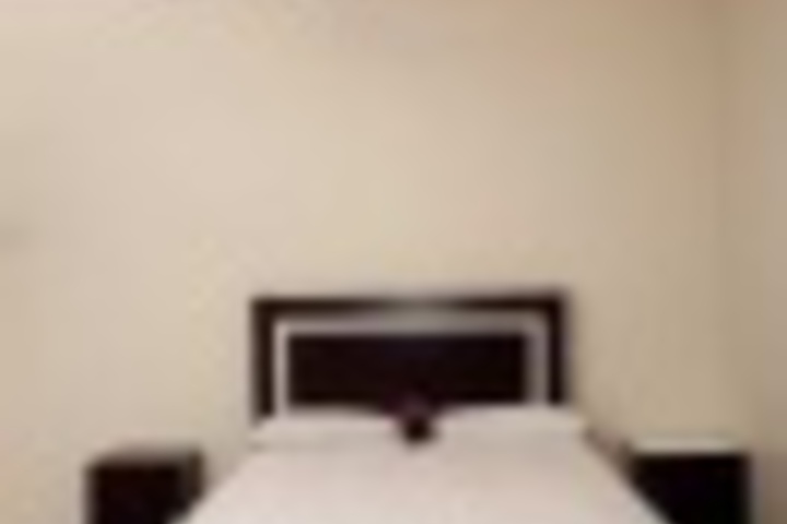 Room 27 of 48
