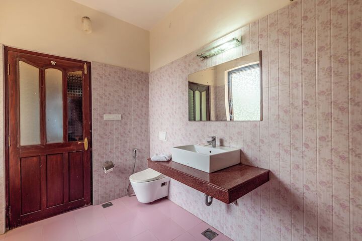 Room 46 of 115