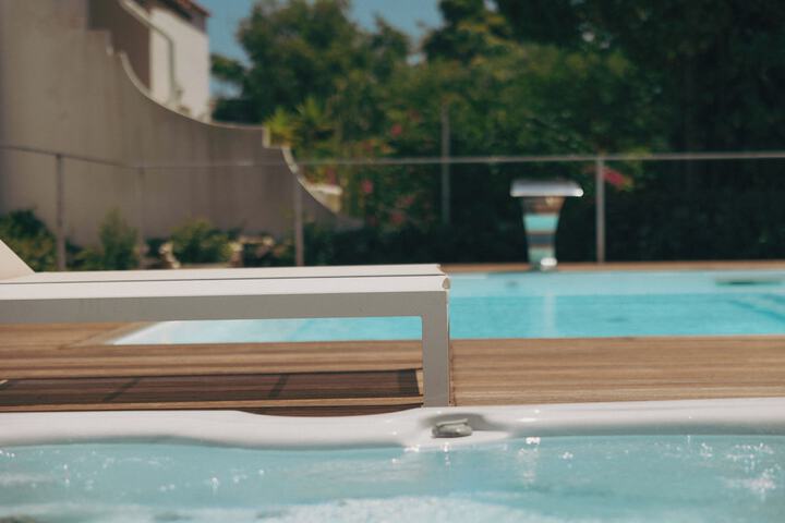 Pool 51 of 85