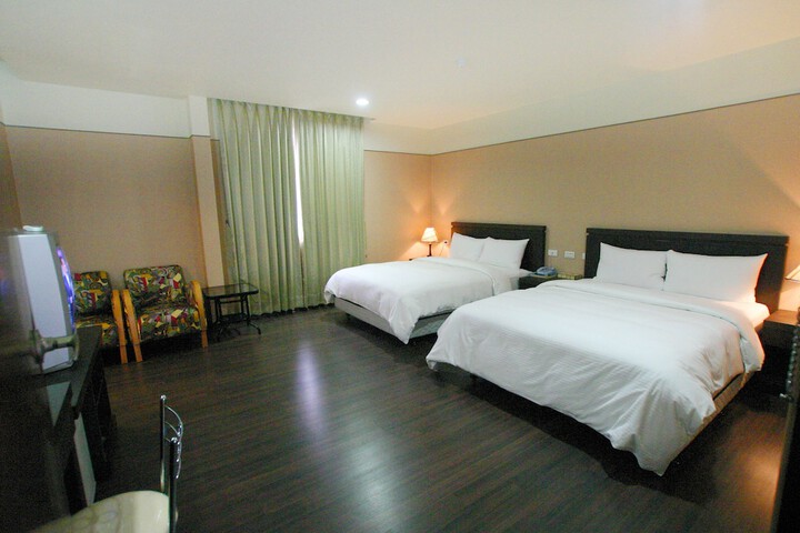 Room 10 of 47