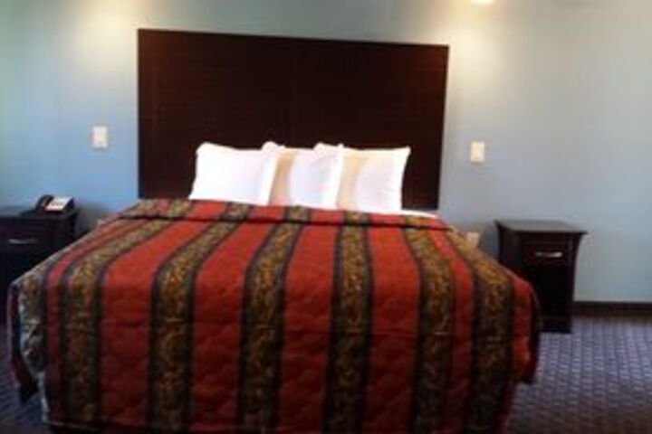Room 36 of 65