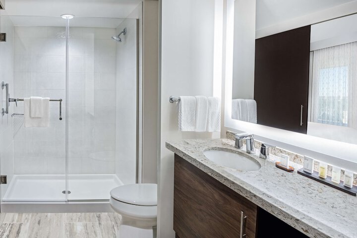Bathroom shower
