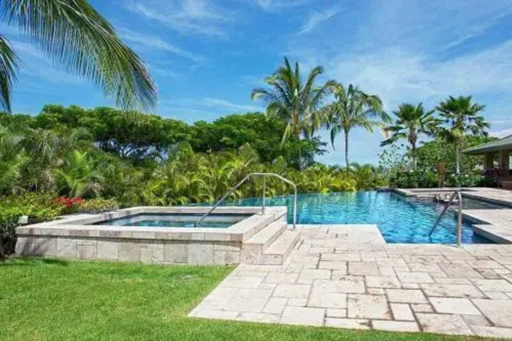 Pool 11 of 31