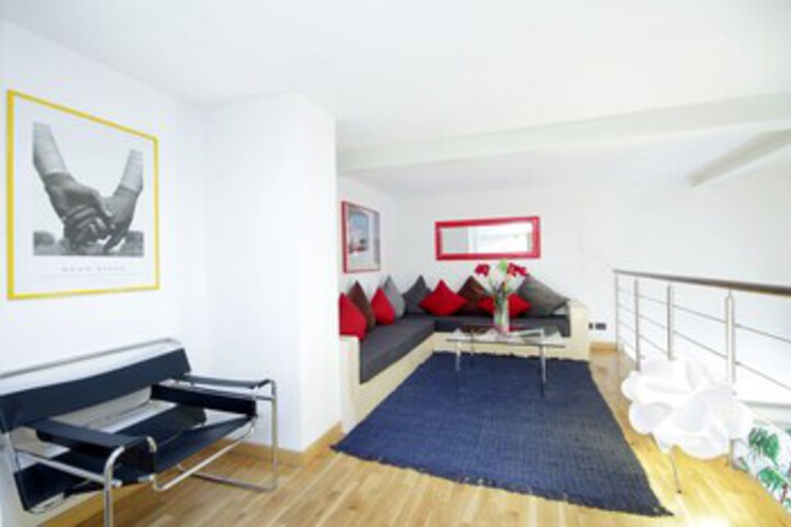 Room 29 of 52