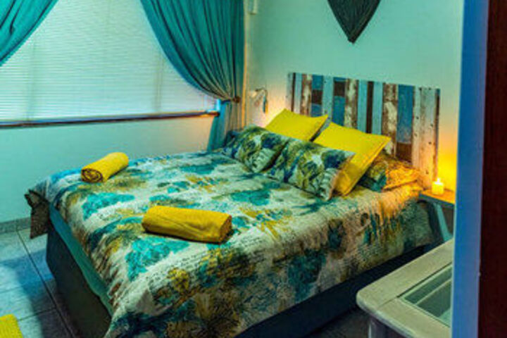 Room 10 of 31