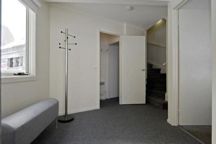 Ballroom/Hall 8 of 11