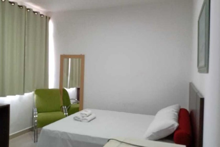 Room 4 of 25