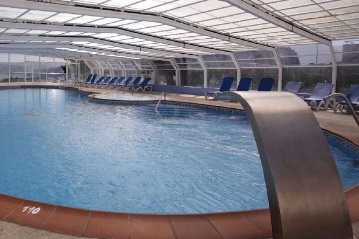 Pool Hotel