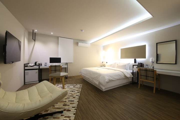 Room 17 of 70