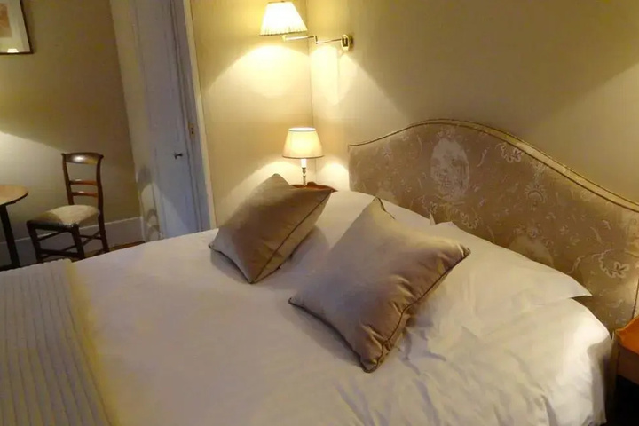 guest_rooms