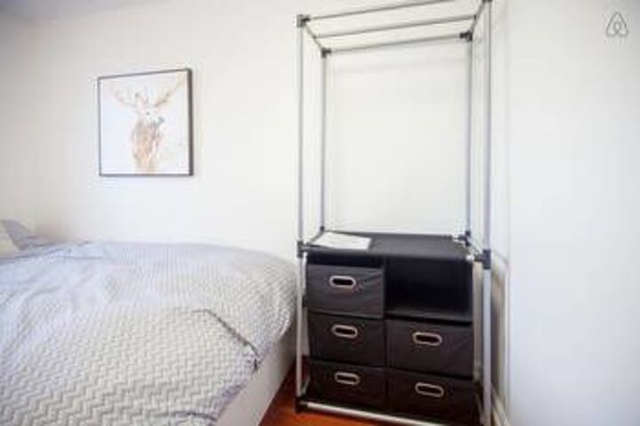 Room 11 of 20