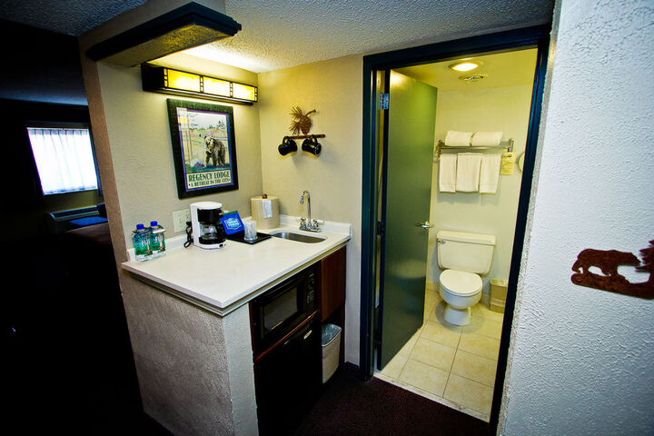 Room 2 of 48