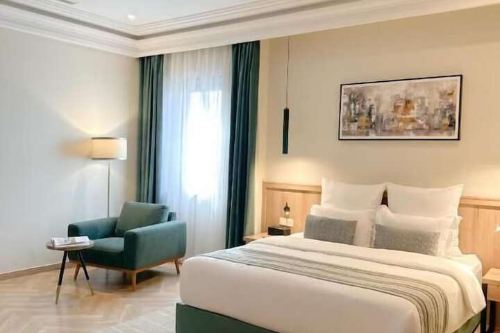 Room 21 of 54