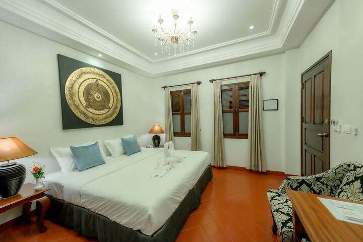 Room 15 of 73