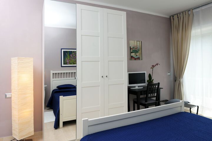 Room 10 of 10