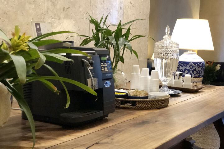 Breakfast/Coffee Service 39 of 55