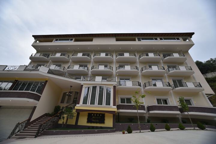 Hotel 117 of 121