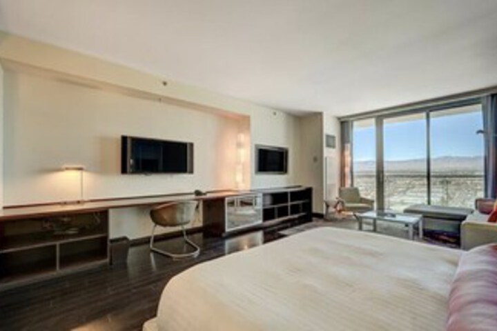 Room 25 of 252