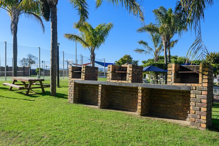 Property Grounds 50 of 55