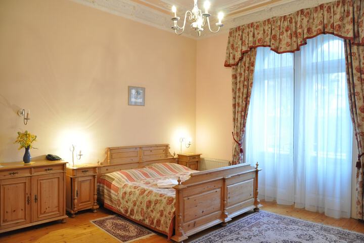 Room 15 of 41