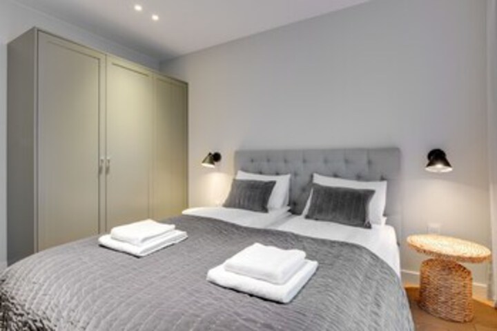 Room 105 of 109