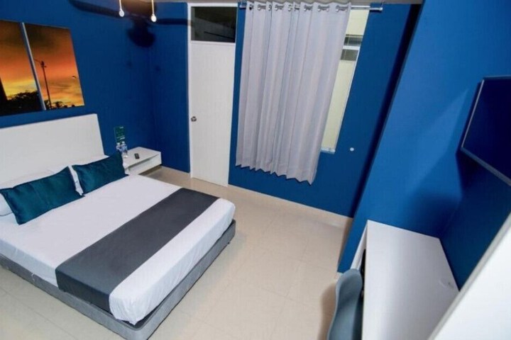 Room 3 of 4