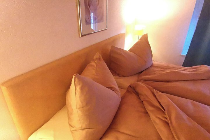 Room 4 of 29