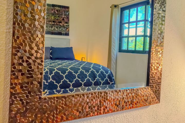 Room 50 of 151