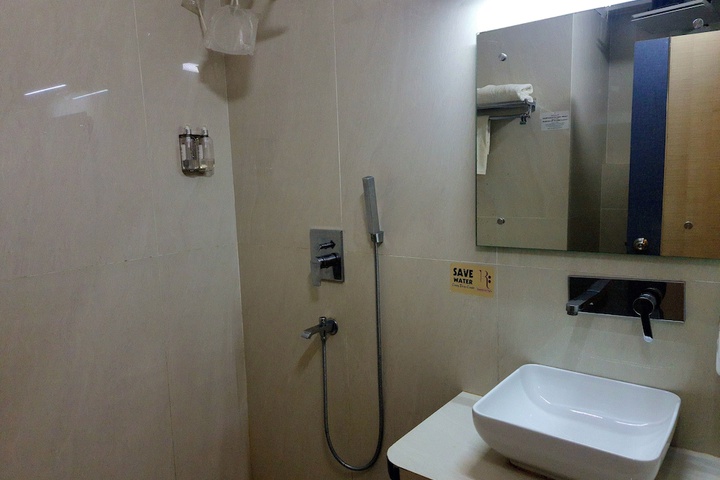 Room 41 of 71