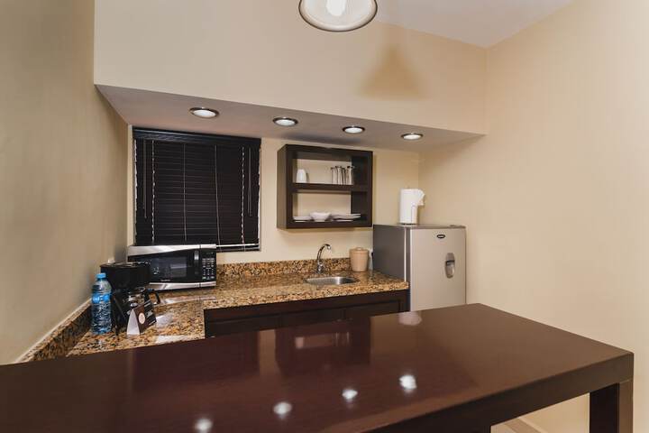 Room 11 of 36