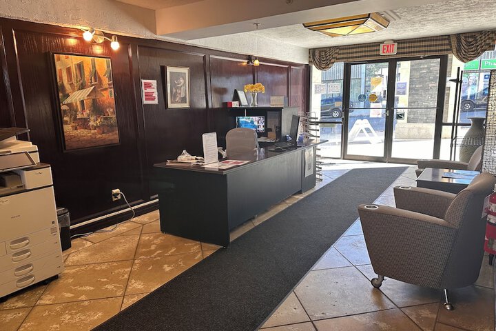 Hotel Interior 5 of 37