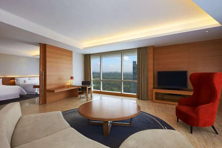 Room 11 of 65
