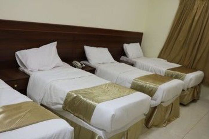 Room 7 of 20